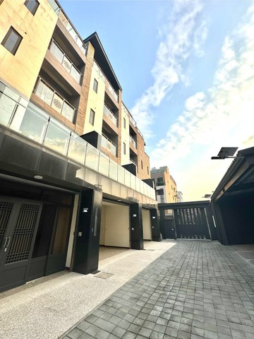潭子最便宜七期建材全新雙車電梯別墅｜台中市潭子區弘勇街