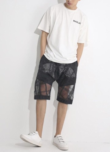 FINDSENSE MD 韓國 男 街頭 時尚 黑白兩色 蝙蝠袖 字母印花 大雞眼 夜店髮型師 潮人款 打底衫 特色短T