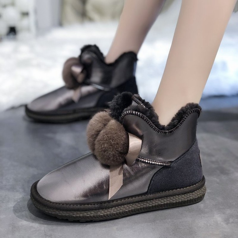 ショートブーツ レディース 滑らない スノーブーツ 防水 防寒 ムートンブーツ 黒 短靴 冬 暖かい レースアップ 保温 雪用 スノー シューズ ぺたんこ 通学 通勤 通販 Lineポイント最大0 5 Get Lineショッピング