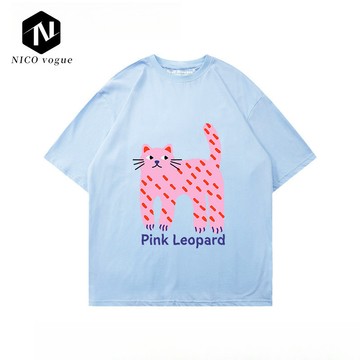 【Nico】100%純棉 粉紅斑點貓咪 ins風 短袖T恤 大碼女裝 寬鬆 圓領 休閒 短袖上衣 女上衣 情侶 大學T恤