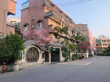 中壢後站/正體育園區/健行科大旁邊間別墅｜桃園市中壢區珠江街