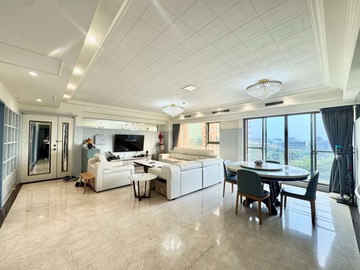 豐樂公園首排｜湖水岸｜高樓層四房電梯口雙平車｜台中市南屯區文心南五路一段