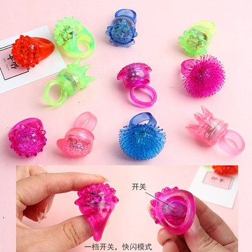 led熒光戒指燈 發光戒指燈 多鐘款式  手指燈 愛心 皇冠 酒吧 閃光軟膠 玩具戒指 閃光戒指燈