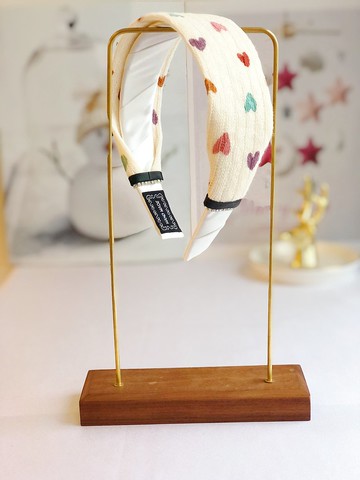 原創新年款愛心髮箍白