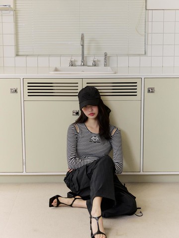 [BLUE LABEL] Heart Point Shoulder Slit T-shirt (ER2OTL04)