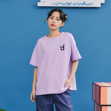 【Dailo】別針繡花寬鬆舒適棉短袖上衣 藍 白 紫