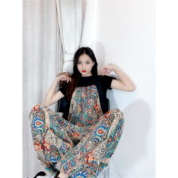 寬松背帶褲女2025新款夏季薄款顯瘦彩花紋設計感休閑燈籠束腳褲子