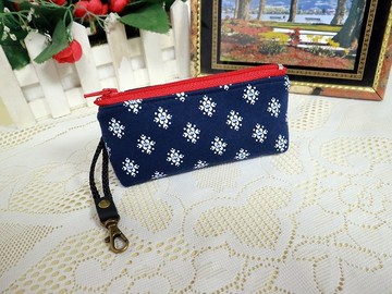 圖騰~ 三角鑰匙包 零錢包