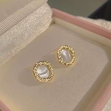 復古圓形珍珠耳環女年現款潮小眾設計高級感耳飾網紅時尚耳釘