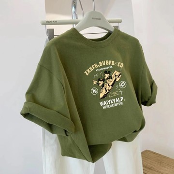 純棉 品牌外貿剪標尾單專櫃撤回~軍綠色潮牌純棉正肩短袖T卹男女上衣潮 短袖純棉印花 夏季寬鬆短袖上衣女