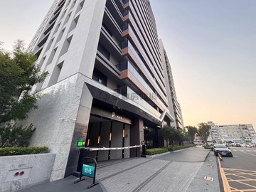 【朗境】武廟商圈/科工館車站/輕軌~3房3衛平車｜高雄市苓雅區憲政路