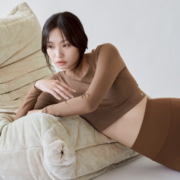 無縫一體長袖Bra上衣(附胸墊)-栗棕