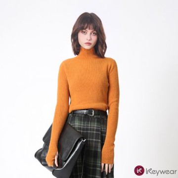 KeyWear奇威名品    高領指套設計長袖針織上衣(共3色)-橘色