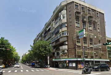 忠孝松信~電梯美妝四房~住商黃美端｜台北市信義區松信路