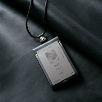 0.9 Badge 雙面感應 證件套