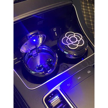 車載煙灰缸個性車內創意多功能煙灰缸帶蓋車用裝飾汽車用品大全