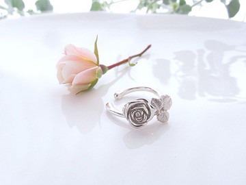 玫瑰耳夾