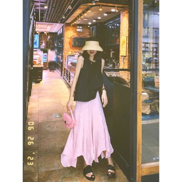 夏裝搭配一整套露肩娃娃衫上衣粉色半身裙兩件套高級時裝套裝2025