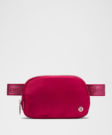 Everywhere Belt Bag 1L Metallic Wordmark