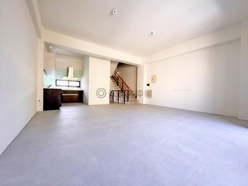 特選!安南總安大面寬豪華質感雙車全新別墅(B)｜台南市安南區總安街一段