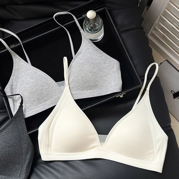 ✨精選好物✨深V性感內衣文胸女士胸罩胸大顯小無鋼圈三角杯巨薄紙片人!三角杯 大胸顯小內衣 細肩帶薄杯深V無痕螺紋美背文胸
