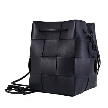 BOTTEGA VENETA 680218 大編織單肩/斜背束口水桶包.深藍