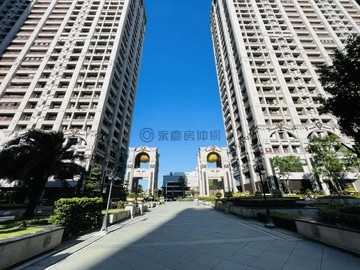 【群慶團隊】國家一號院｜高樓採光美裝三房車｜新北市林口區文化三路二段