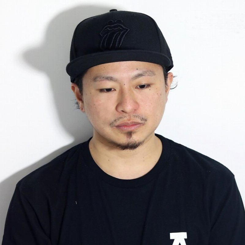 超激レア【ニューエラ×ローリングストーンズ】限定コラボ ブラックロゴ キャップ黒 バンドキャップ ザ ローリング ストーンズ 帽子 The Rolling