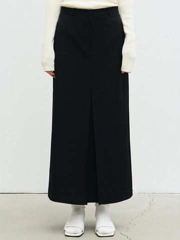 Box Pleated Long Minimalist Skirt [Black]
