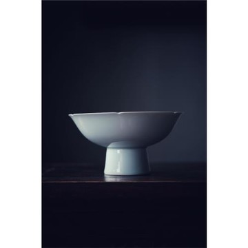 無人問津 以宋清雅 精品系列 手工 葵口高足供盤 供碗