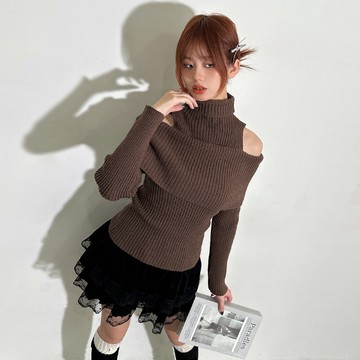 一字高領假兩件針織毛衣-咖【KT224750】