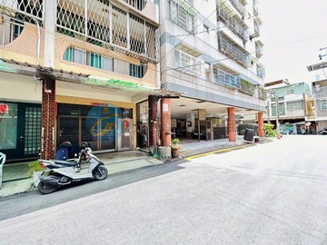 鳳山國中雙捷運全新裝潢三房平車｜高雄市鳳山區鳳埤街