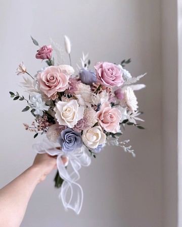 【不凋花乾燥花】米褐藍紫白色不凋玫瑰捧花