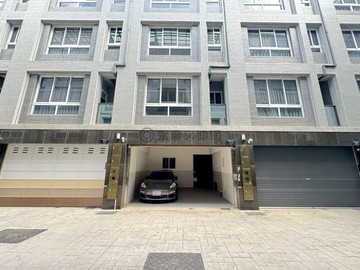 八卦寮商圈近榮總｜寧靜社區型面寬輕齡電梯雙車墅｜高雄市仁武區善德街