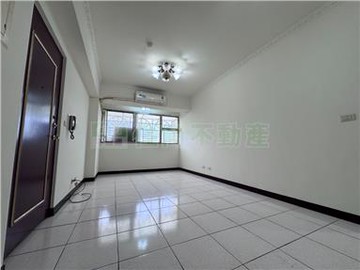 內壢後站低總價三房平車｜桃園市中壢區榮和六街