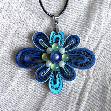 寬版藍底八瓣深藍芯捲紙珠飾雅緻風項鍊