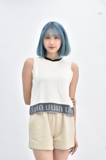 (L) uuin 針織無袖白色上衣