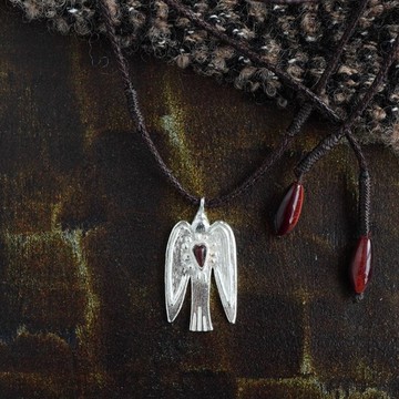 傳遞幸福的風信鳥 日系復古純銀項鍊 手工編織繩 鑲紅石 飛鳥吊墜