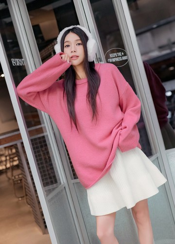 微捲邊寬鬆毛衣