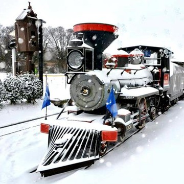 冬季出發↘易起濟州冬雪-(不進人蔘+保肝+土產)~汗蒸幕、漢拏山賞雪、島中島牛島、森林小火車、跆拳武藝秀、羊駝牧場體驗、澎派海鮮鍋&烤肉吃到飽五日