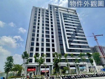 楠梓高大特區戀戀風尚三房平車｜高雄市楠梓區藍田路