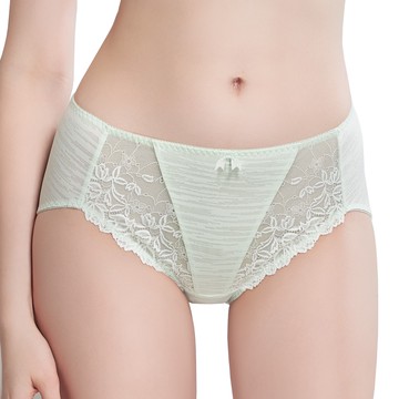 SWEAR 思薇爾 舒棉Bra系列 M-3XL 蕾絲 中腰 三角 女內褲 (輕綠色)