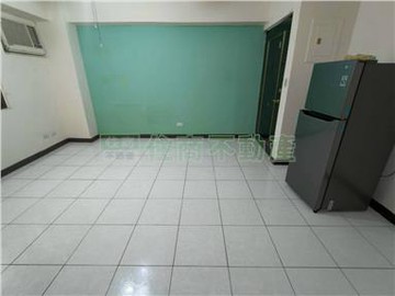 龍華國中｜低總價 2 房｜鬧中取靜｜高雄市左營區德威街