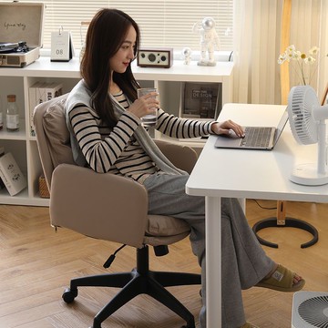 免運 電腦椅 現代電腦椅 老闆辦公椅 電腦椅家用舒適老板座椅輕奢辦公椅人體工學久坐書房臥室書桌椅子 可開發票 全館五折 工廠現貨直銷 新品特價 b8301