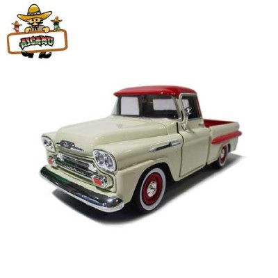 1/24 ミニカー 箱入り 1958 CHEVY APACHE FLEETSIDE PICKUP 