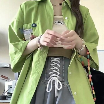 牛油果綠短袖襯衫 美式複古寬鬆短袖襯衫女設計感小眾港味襯衣寬鬆學生紫色顯瘦上衣 紫色襯衫女 寬鬆外套鬆馳感襯衫女