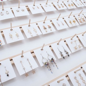 現貨🔺牆壁飾品架 木質展示架 首飾架子 飾品展示架 項鍊 耳環 掛架 牆面耳飾收納 掛牆 飾品收納