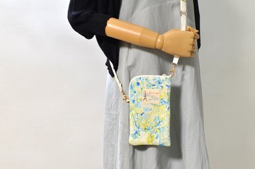 【日本設計師布料】布手作大口手機袋/手機包/斜背包_花草森林