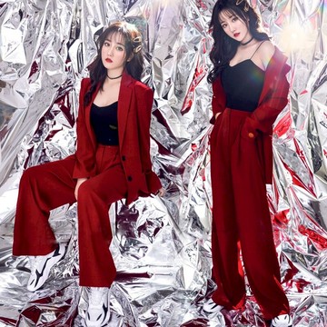 影樓寫真主題新款 個人形象照服裝 女士西裝雜志封面拍照便裝