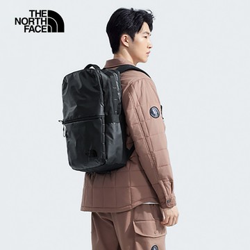 The North Face BASE CAMP VOYAGER DAYPACK 男女 後背包 NF0A81DMKT0